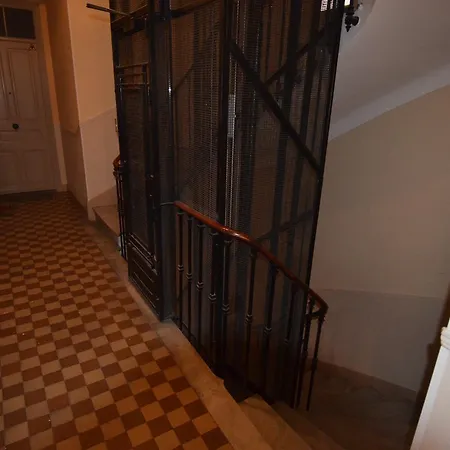 Apartman Spacieux Studio 2 Personnes Quartier Du Port De *