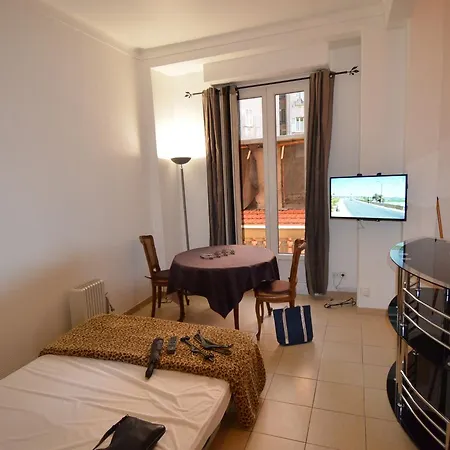 Apartment Spacieux Studio 2 Personnes Quartier Du Port De